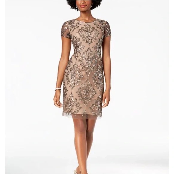green emerald velvet dress Amazon.com: Adrianna Papell Women's Off Shoulder Bead Long Dress, Champagne  Gold, 4 : Clothing, Shoes & Jewelry